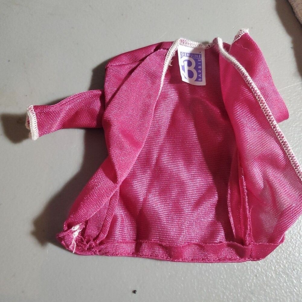 Vtg Barbie Doll 1988 Mattel Malaysia w/ 3 Genuine Barbie Outfits Clothes Lot‎ - Picture 8 of 11